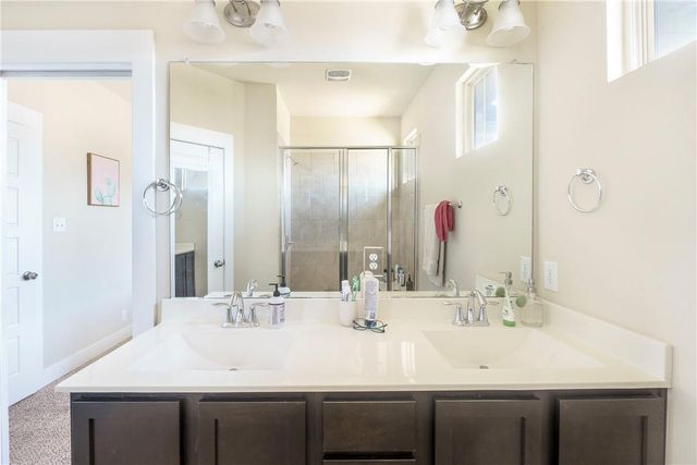 7424 Easy Wind DR, Austin, TX 78757
