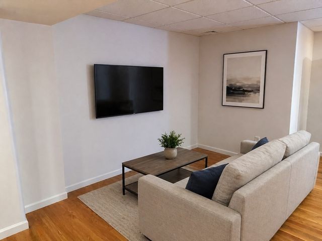 173 Water St, Danvers, MA 01923