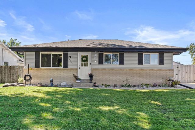 1652 19th AVENUE, Kenosha, WI 53140