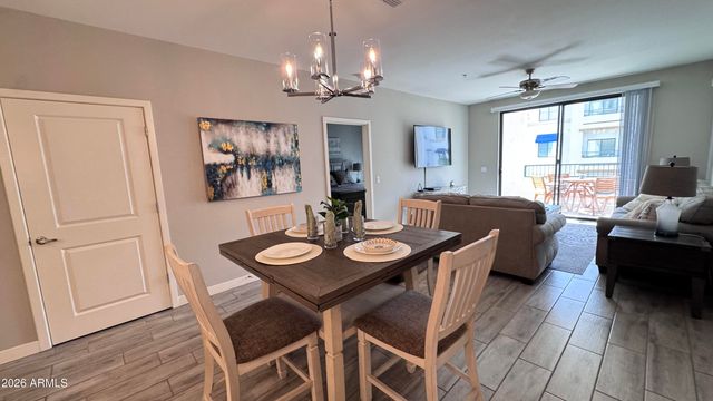 2511 W QUEEN CREEK Road 314, Chandler, AZ 85248