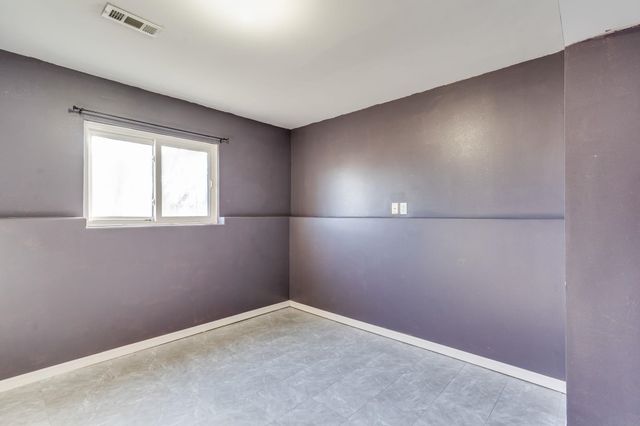 2048 N Forest Park St, Derby, KS 67037