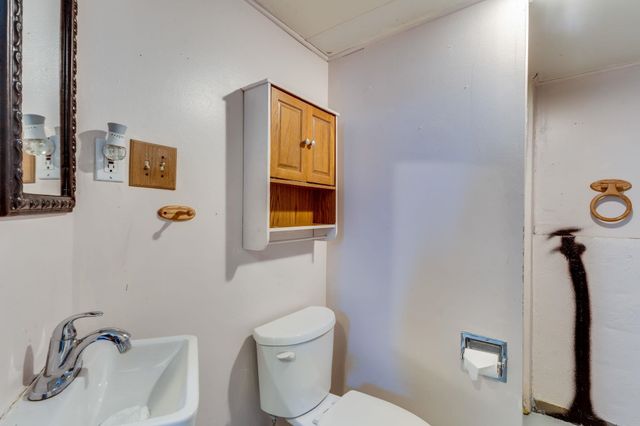 2048 N Forest Park St, Derby, KS 67037