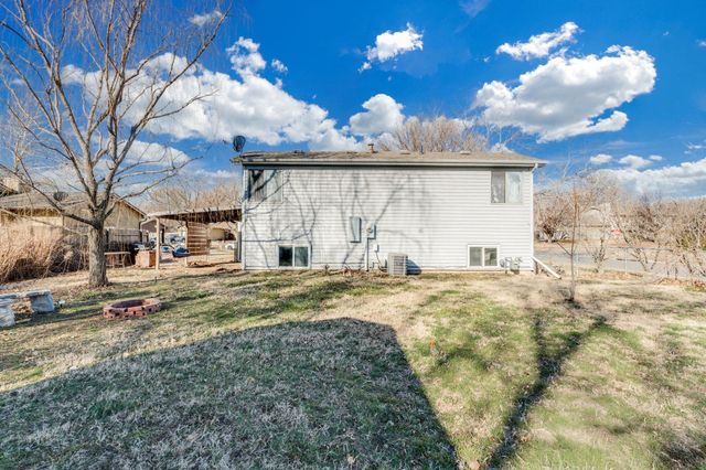 2048 N Forest Park St, Derby, KS 67037