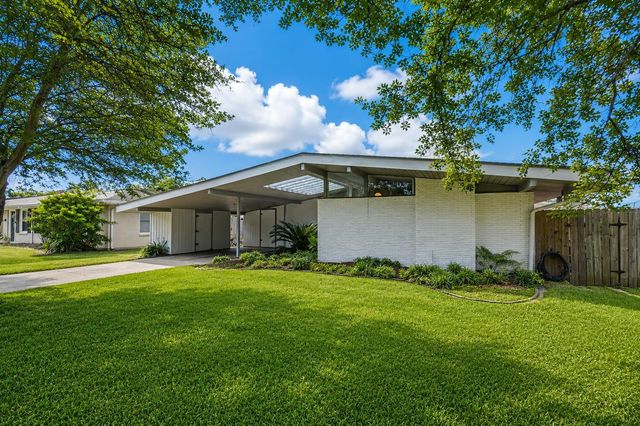 14 Dallas Dr, Houma, LA 70360