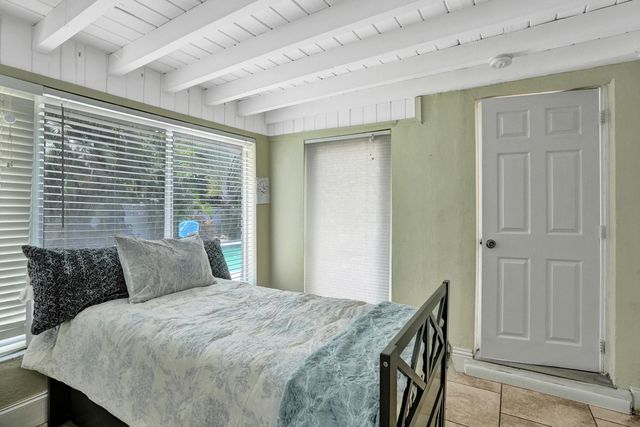 3036 NE 19th Street, Fort Lauderdale, FL 33305