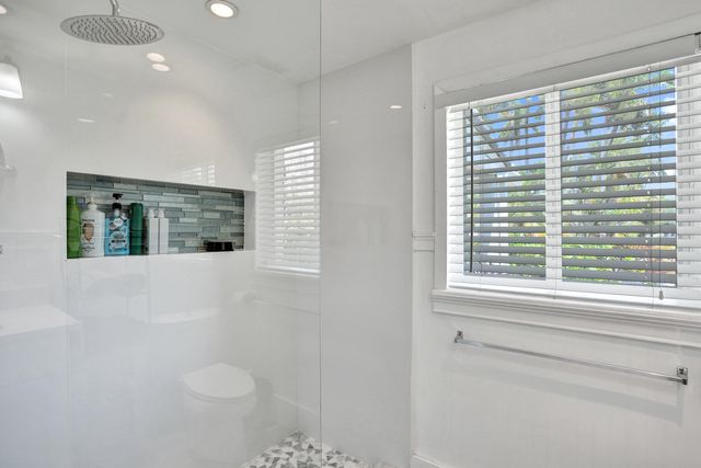 3036 NE 19th Street, Fort Lauderdale, FL 33305