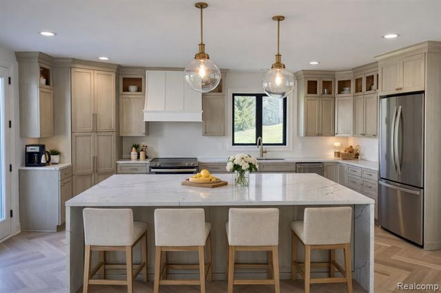 61367 Beacon Hill Drive, Washington, MI 48094