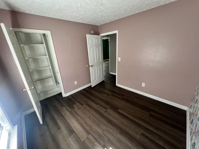 4026 Margo Cir, La Vergne, TN 37086