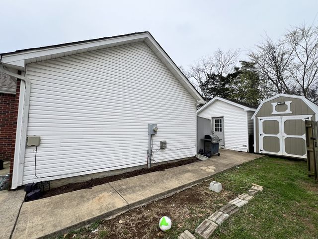 4026 Margo Cir, La Vergne, TN 37086