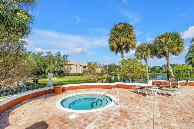 10263 GANDY BOULEVARD N 315, St Petersburg, FL 33702