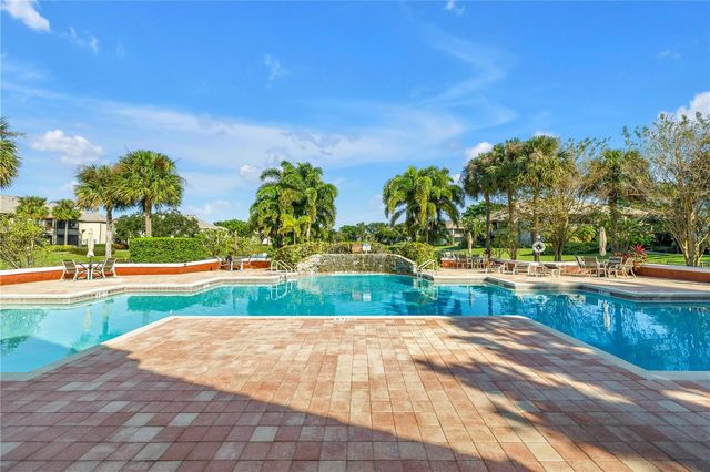 10263 GANDY BOULEVARD N 315, St Petersburg, FL 33702