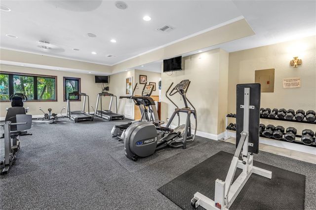 10263 GANDY BOULEVARD N 315, St Petersburg, FL 33702