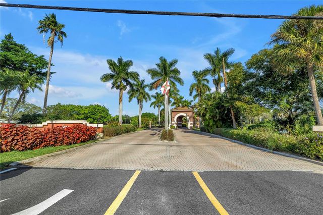 10263 GANDY BOULEVARD N 315, St Petersburg, FL 33702