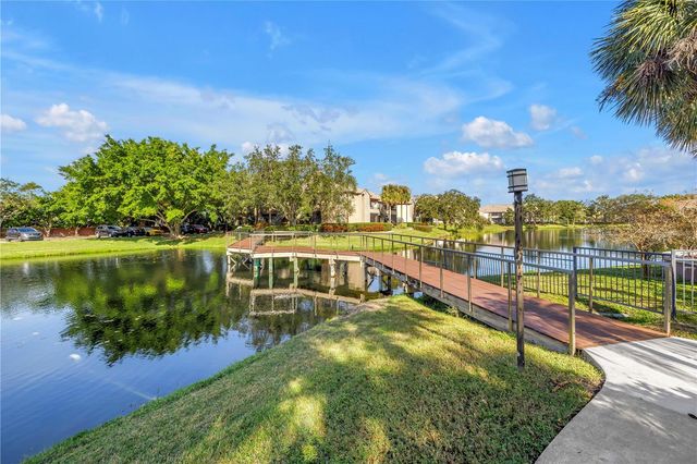 10263 GANDY BOULEVARD N 315, St Petersburg, FL 33702