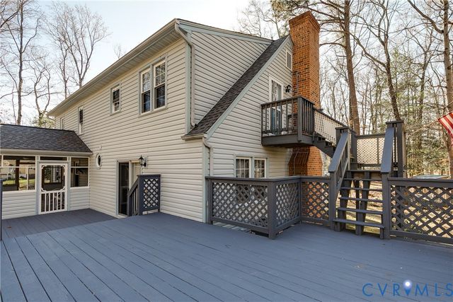 14747 Ramblewood Dr, Chester, VA 23836