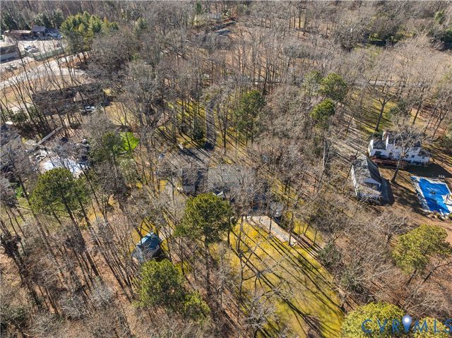 14747 Ramblewood Dr, Chester, VA 23836