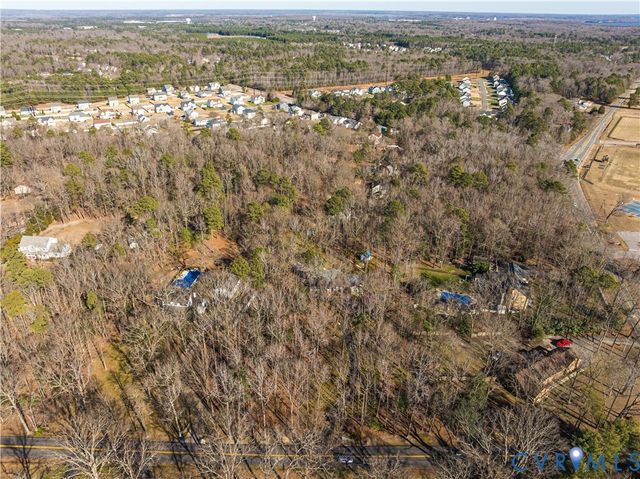 14747 Ramblewood Dr, Chester, VA 23836