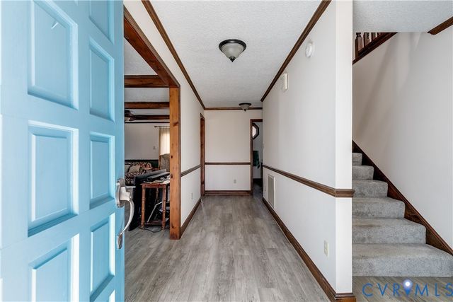 14747 Ramblewood Dr, Chester, VA 23836