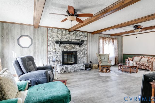 14747 Ramblewood Dr, Chester, VA 23836