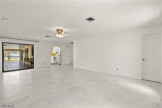1011 El Mar AVE, Fort Myers, FL 33919