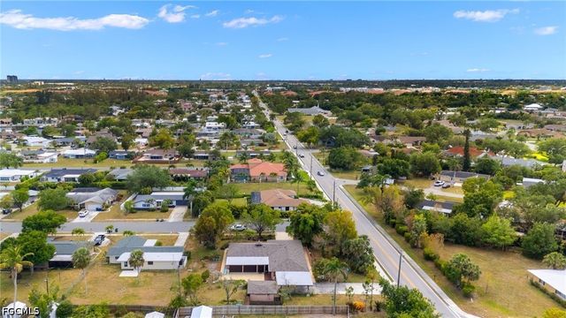 1011 El Mar AVE, Fort Myers, FL 33919