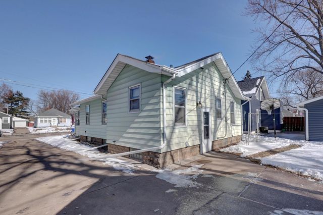 2036 Stillwater Avenue E, Saint Paul, MN 55119