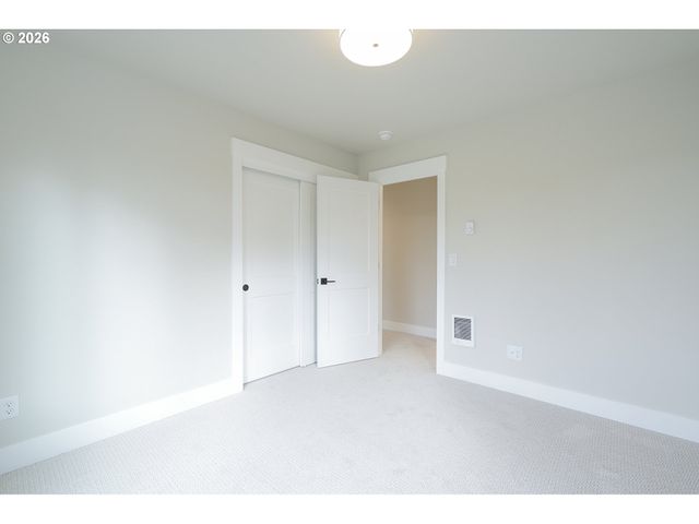 11817 Se BOISE St, Portland, OR 97266