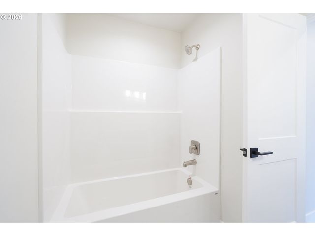 11817 Se BOISE St, Portland, OR 97266