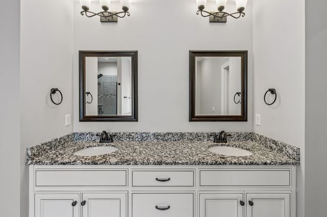 2108 Long Shot Ct, Lascassas, TN 37085