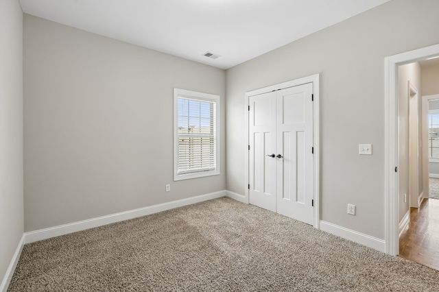 2108 Long Shot Ct, Lascassas, TN 37085
