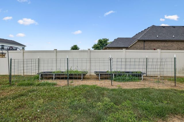 2108 Long Shot Ct, Lascassas, TN 37085
