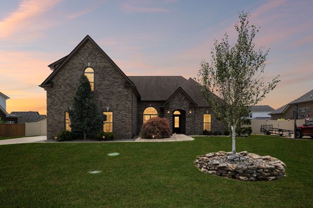 2108 Long Shot Ct, Lascassas, TN 37085