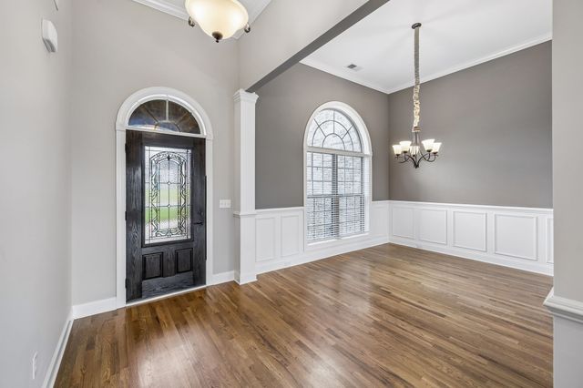 2108 Long Shot Ct, Lascassas, TN 37085