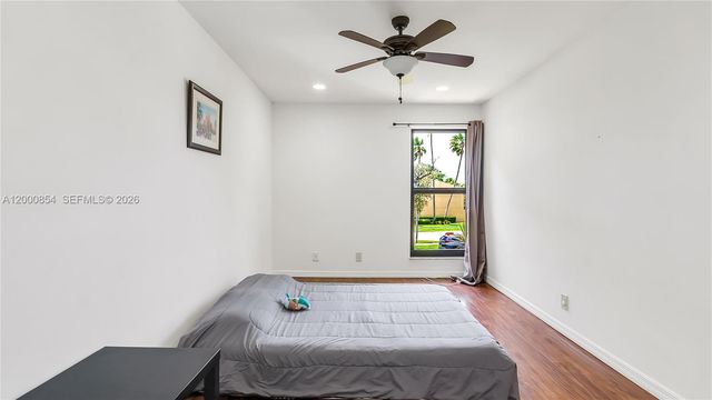 1541 NW 92nd Avenue 186, Pembroke Pines, FL 33024
