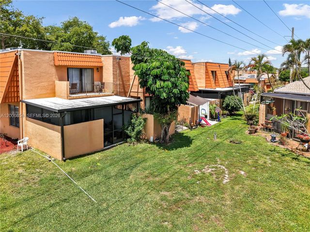 1541 NW 92nd Avenue 186, Pembroke Pines, FL 33024