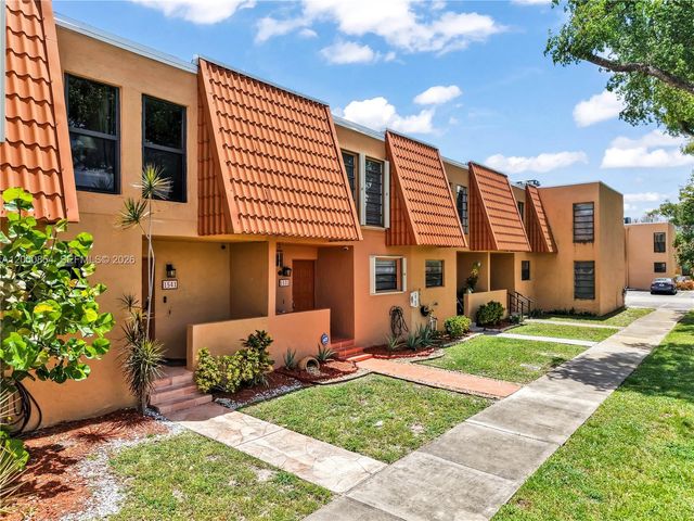 1541 NW 92nd Avenue 186, Pembroke Pines, FL 33024