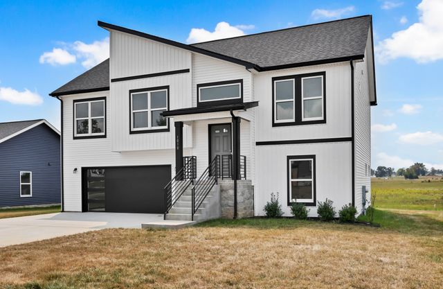 195 Donegal Dr, Clarksville, TN 37042