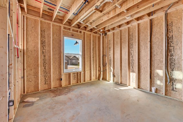 195 Donegal Dr, Clarksville, TN 37042