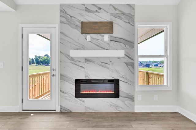 195 Donegal Dr, Clarksville, TN 37042