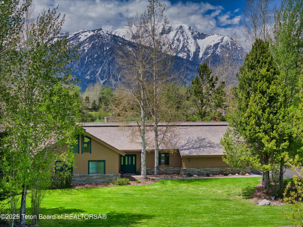 6275 N ASPEN Drive, Jackson, WY 83001 photo 8