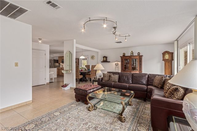 622 East Fairway Road, Henderson, NV 89015