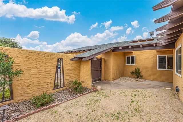 622 East Fairway Road, Henderson, NV 89015