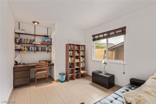 622 East Fairway Road, Henderson, NV 89015