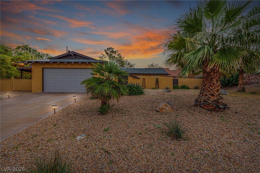 622 East Fairway Road, Henderson, NV 89015