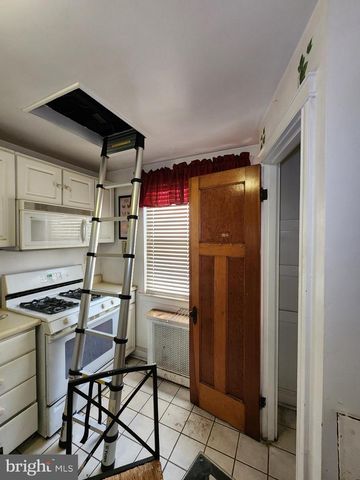 4327 SHAMROCK AVE, Baltimore, MD 21206