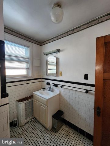 4327 SHAMROCK AVE, Baltimore, MD 21206