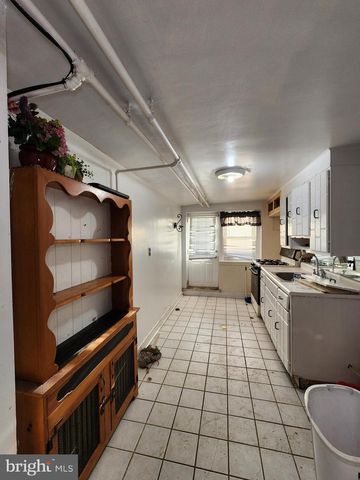 4327 SHAMROCK AVE, Baltimore, MD 21206