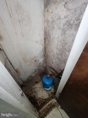 4327 SHAMROCK AVE, Baltimore, MD 21206