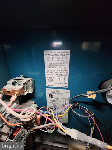 4327 SHAMROCK AVE, Baltimore, MD 21206