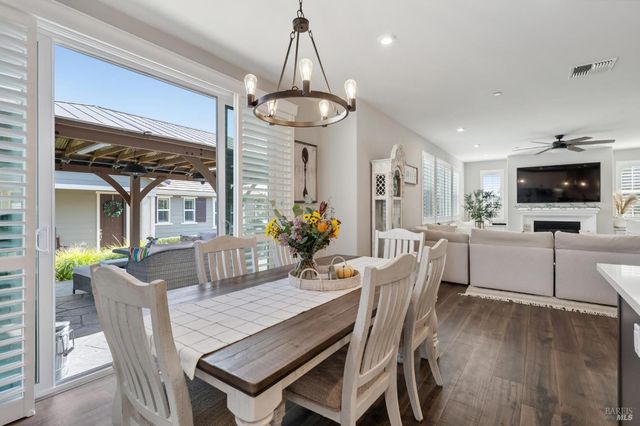 95 Jagla St, Cotati, CA 94931